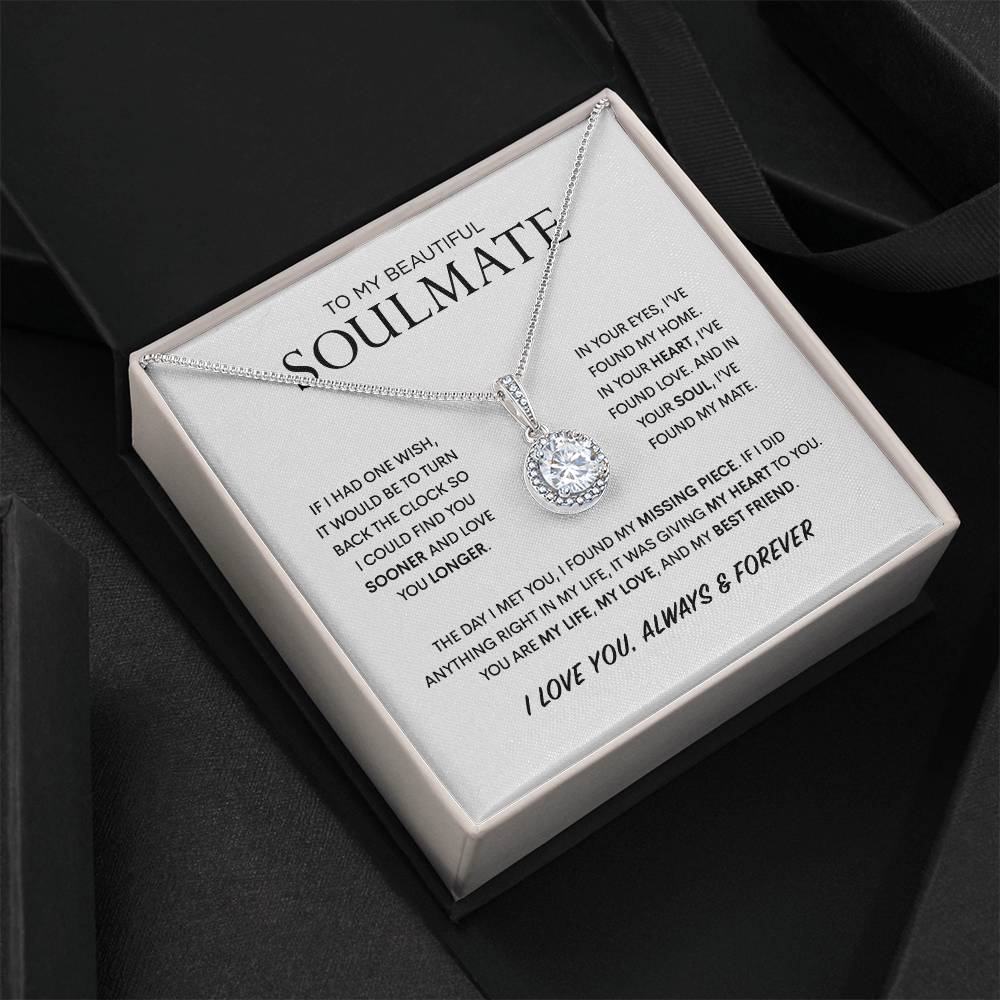 Beautiful Soulmate Keepsake Necklace
