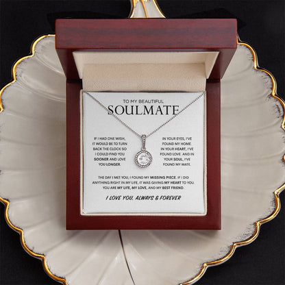 Beautiful Soulmate Keepsake Necklace